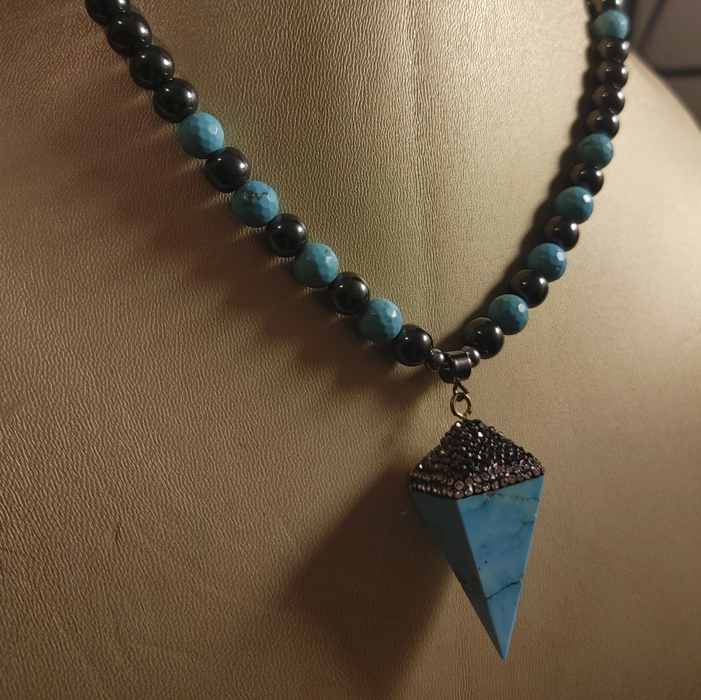 Turquoise Stone & Hematite Bead Magnet Necklace - Picture 2 of 4